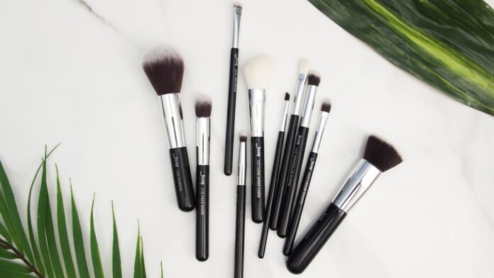 Doja Cat Makeup Brushes