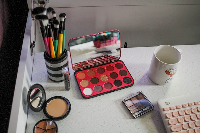 Makeup Desk